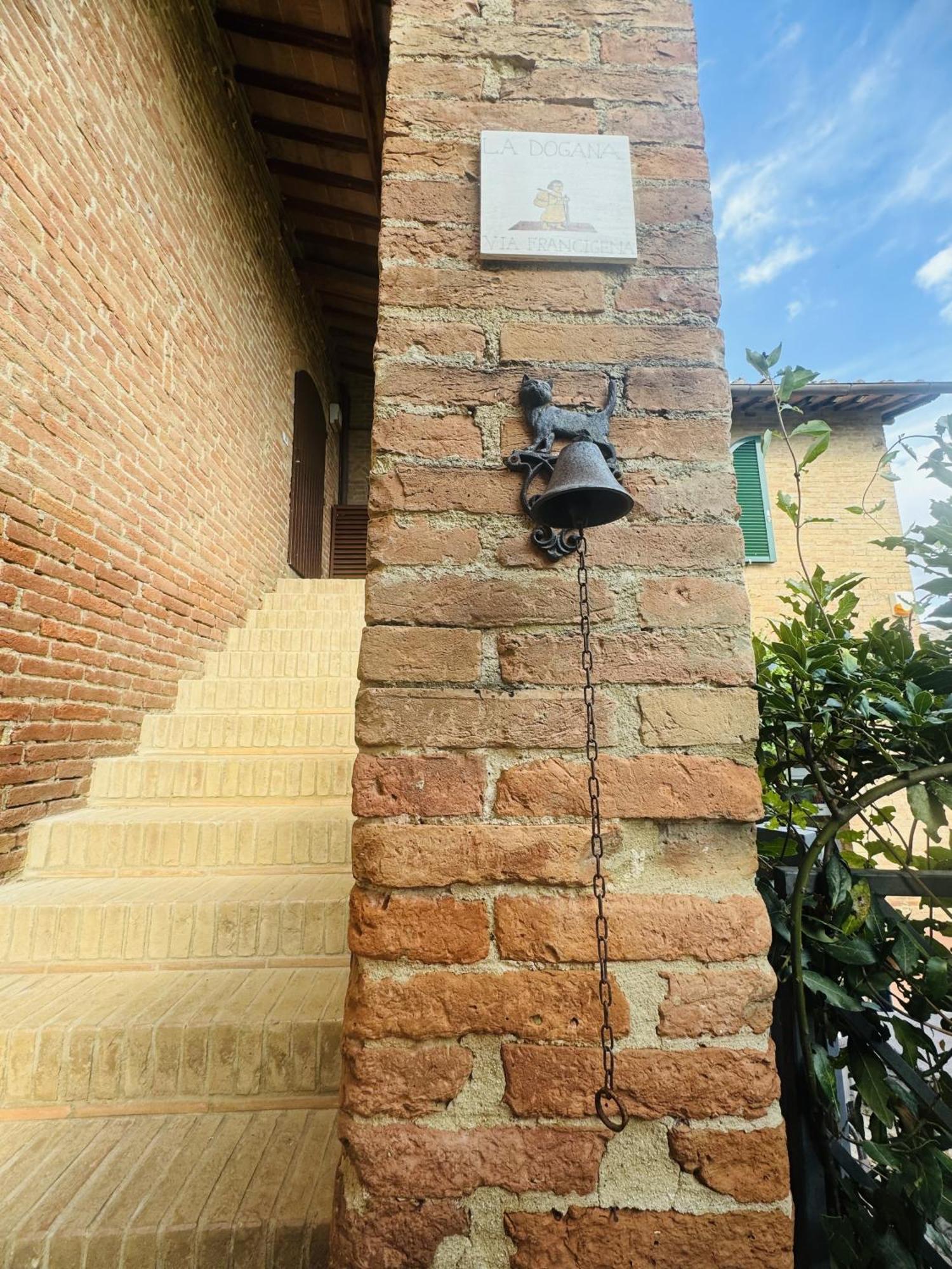 La Dogana Villa Siena Eksteriør billede
